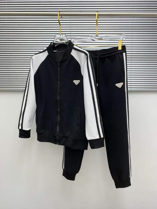 Picture of Prada Sweater Suits _SKUPradaM-3XLomtr0742052